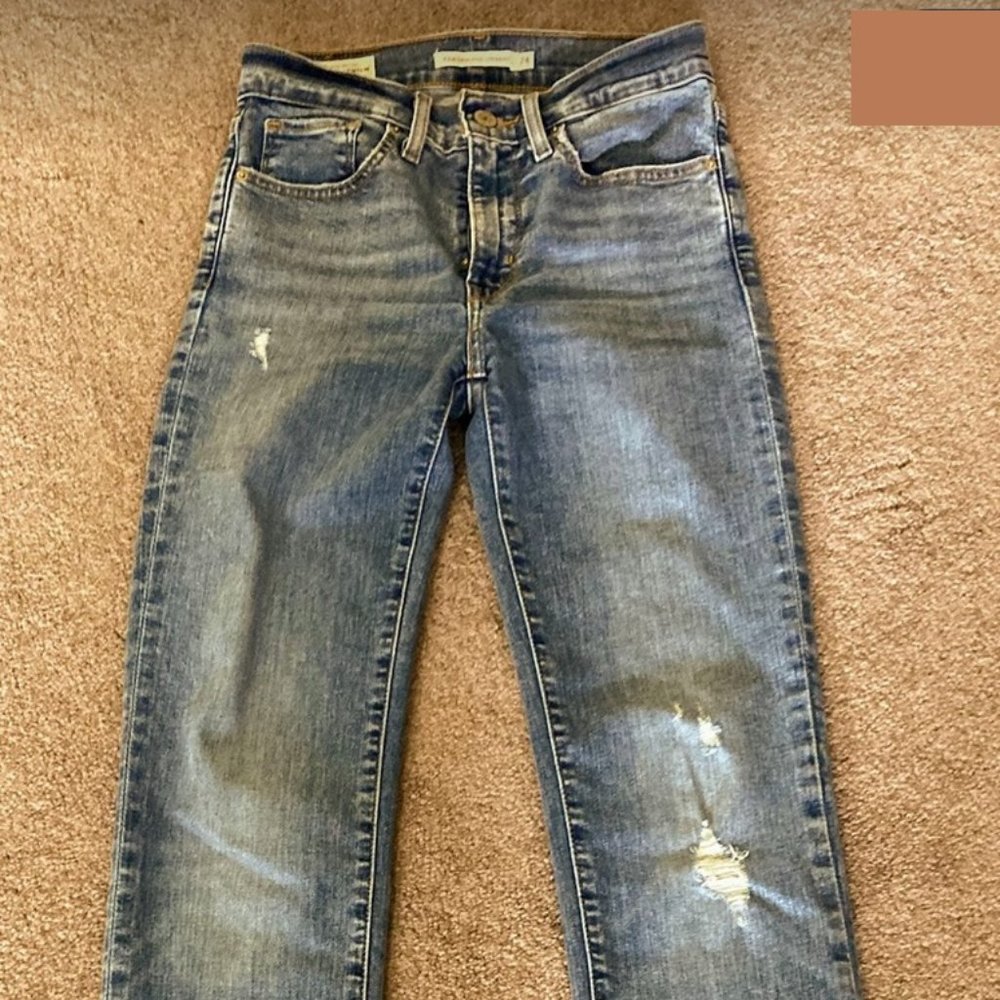 Levi’s Premium 724 High Rise Straight Jeans